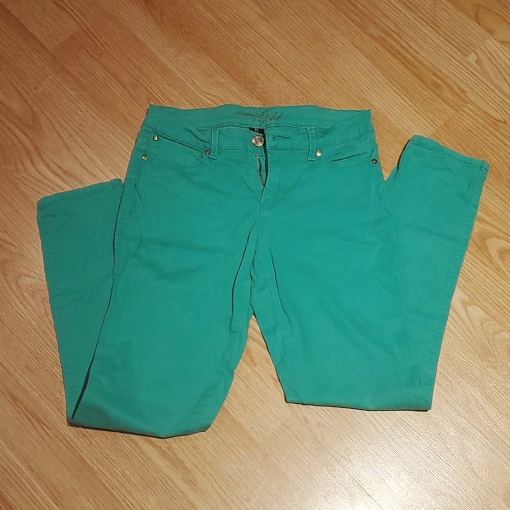 Green skinny jeans
